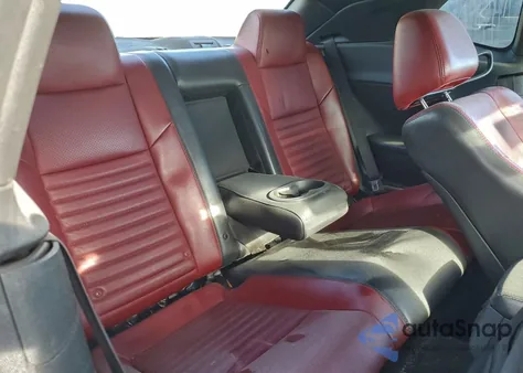 2013 Dodge Challenger R/T из США, поврежденный, VIN 2C3CDYBT1DH562177